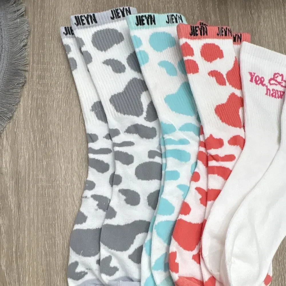 Unbranded women’s crew